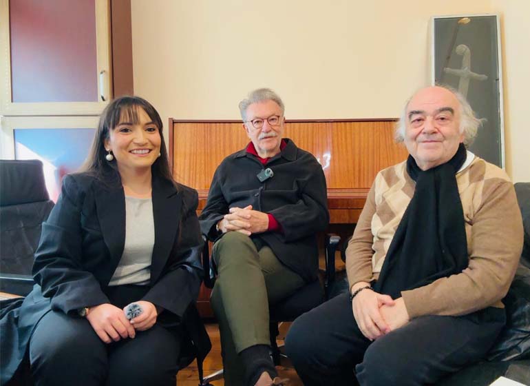 mikrofon_sanatta_youtube_programi_basladi