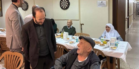 İzzet Baysal Huzurevi’nde iftar buluşması