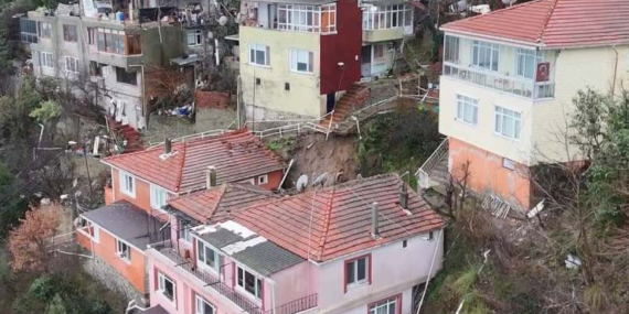 Rumeli Kavağı’nda çökme tehlikesinden 4 bina boşaltıldı!