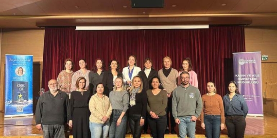 Sarıyer’de “Sakin Anne Güçlü Çocuk” semineri