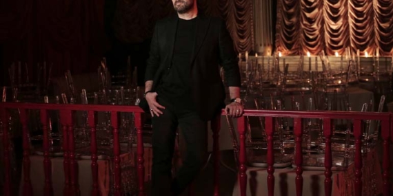 Ümit Yaşar’dan star şarkıya star yorum