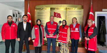 turk_kizilay_sariyer_ilce_plaket