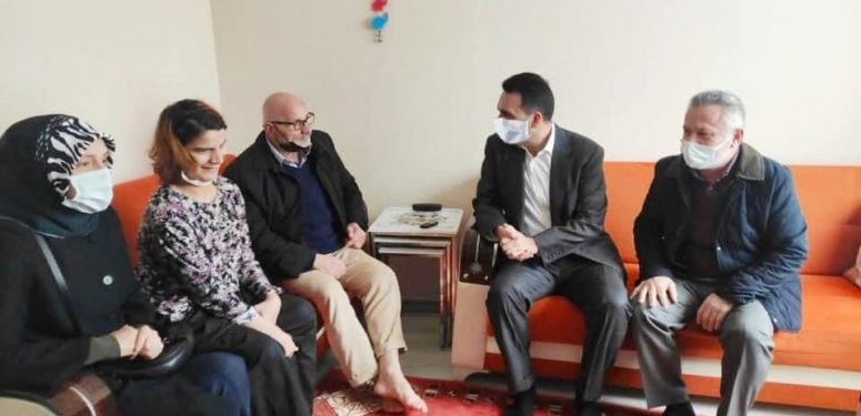 ak-parti-8-mart-ziyaret