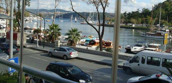 Sarıyer hangi semte yakın?