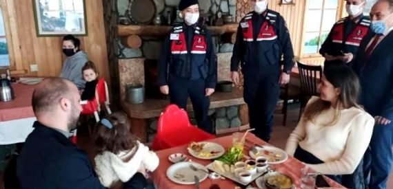 Sarıyer’de koronavirüs denetimleri devam ediyor