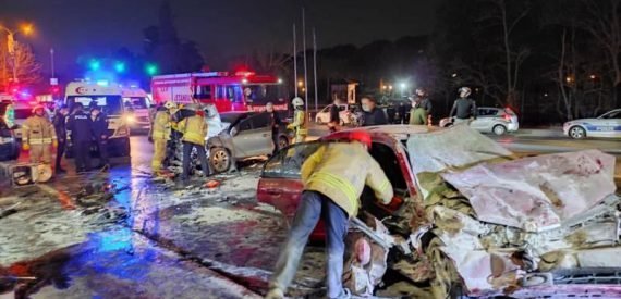 Sarıyer’de feci kaza: 2 yaralı